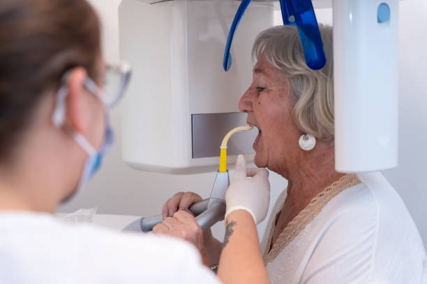 Best Emergency Cosmetic Dentistry (e.g., broken veneers) in Hillandale, MD